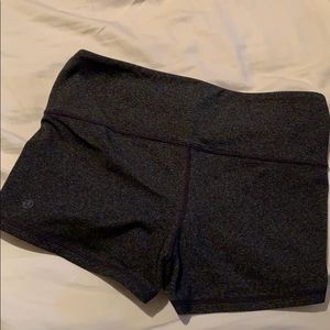 Lululemon spandex shorts
